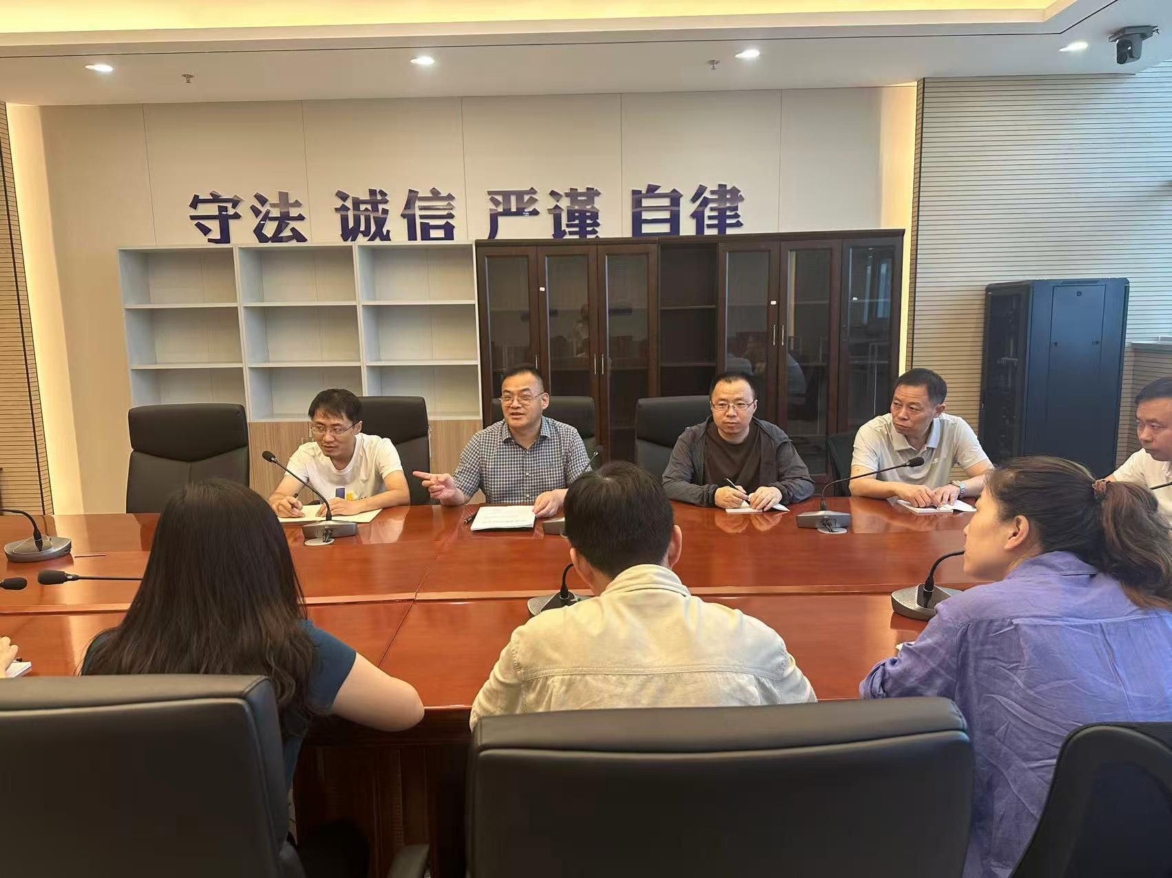 ag娱乐官网